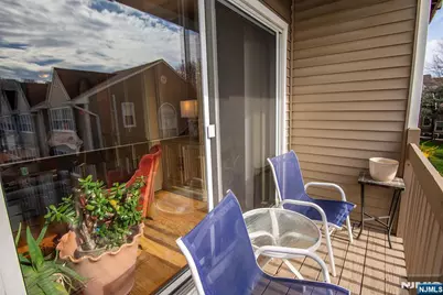 507 Windsor Drive 107 #107, Palisades Park, NJ 07650 - Photo 4