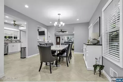 247 Post Avenue, Lyndhurst Township, NJ 07071 - Photo 10