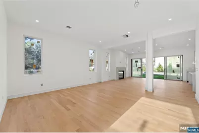 70 Carleton Terrace, Cresskill, NJ 07626 - Photo 6