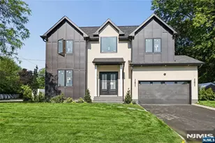 70 Carleton Terrace, Cresskill, NJ 07626 - Photo 2