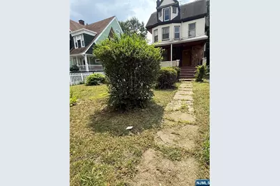 605 Park Avenue, East Orange, NJ 07017 - Photo 2