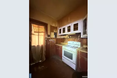605 Park Avenue, East Orange, NJ 07017 - Photo 14
