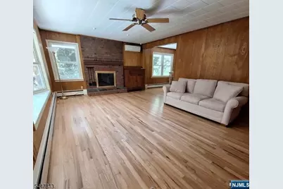 438 Longview Drive, Newton, NJ 07860 - Photo 2