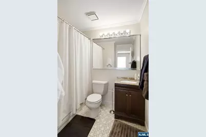 4 Squire Court, Englewood, NJ 07631 - Photo 22