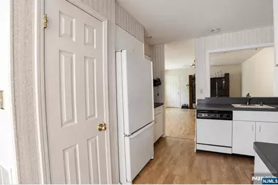 96 Easedale Road, Wayne, NJ 07470 - Photo 12