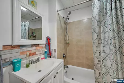 515 Main Street, Fort Lee, NJ 07024 - Photo 20