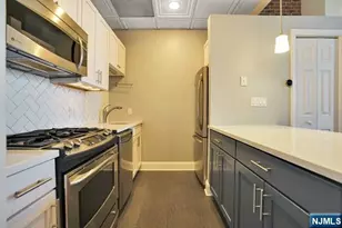 167 Wayne Street 403T, Jersey City, NJ 07302 - Photo 16