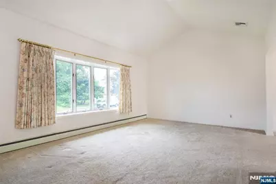 14 Hinchman Avenue, Wayne, NJ 07470 - Photo 4