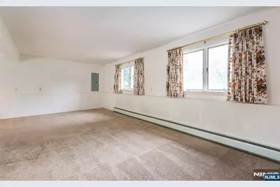 14 Hinchman Avenue, Wayne, NJ 07470 - Photo 16