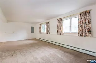 14 Hinchman Ave, Wayne, NJ 07470 - Photo 16