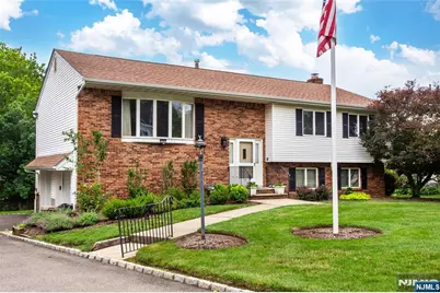 14 Hinchman Avenue, Wayne, NJ 07470 - Photo 2