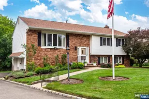 14 Hinchman Ave, Wayne, NJ 07470 - Photo 2
