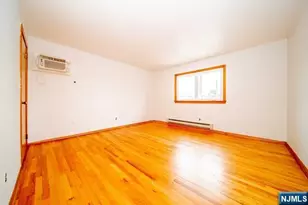 20 Lafayette St, Little Ferry, NJ 07643 - Photo 12