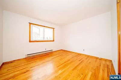 20 Lafayette Street, Little Ferry, NJ 07643 - Photo 10