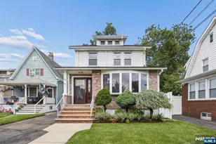 47 Kearney St, Lyndhurst Township, NJ 07071 - Photo 1