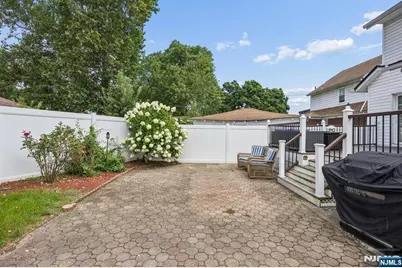 47 Kearney Street, Lyndhurst Township, NJ 07071 - Photo 32