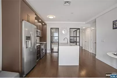 6401 Park Avenue 401 #401, West New York, NJ 07093 - Photo 4