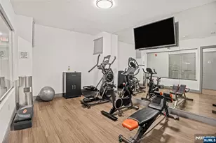 6401 Park Ave 401, West New York, NJ 07093 - Photo 18