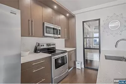 6401 Park Avenue 401 #401, West New York, NJ 07093 - Photo 8