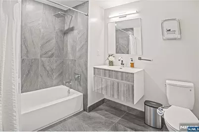 6401 Park Avenue 401 #401, West New York, NJ 07093 - Photo 14