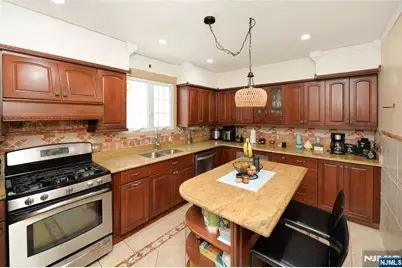 1611 82nd Street, North Bergen, NJ 07047 - Photo 6