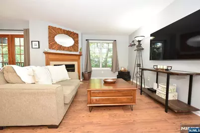 206 Cambridge Drive, Ramsey, NJ 07446 - Photo 4