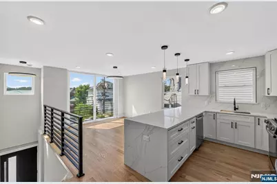 62 Hillside Avenue 1 #1, Newark, NJ 07108 - Photo 8
