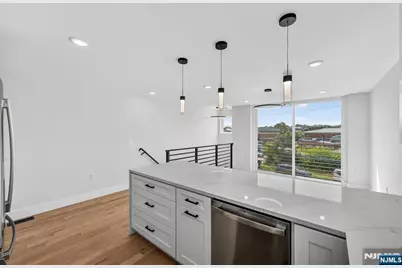 62 Hillside Avenue 1 #1, Newark, NJ 07108 - Photo 6