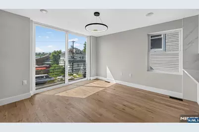 62 Hillside Avenue 1 #1, Newark, NJ 07108 - Photo 2