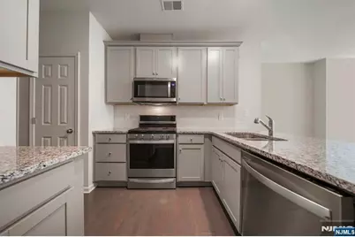 67 Arnold Drive, Wood Ridge, NJ 07075 - Photo 12