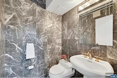 1512 Palisade Avenue 5B #5B, Fort Lee, NJ 07024 - Photo 6