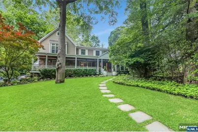 245 Allison Court, Englewood, NJ 07631 - Photo 2