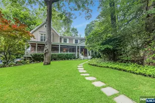 245 Allison Ct, Englewood, NJ 07631 - Photo 2