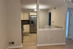 118 Orchard Park, Allendale, NJ 07401 - Photo 2