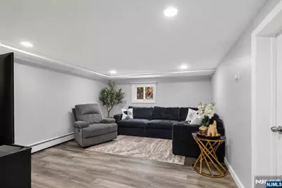 76 Niehaus Avenue, Little Ferry, NJ 07643 - Photo 22