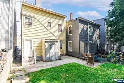 39 Hillman Street, Paterson, NJ 07522 - Photo 30