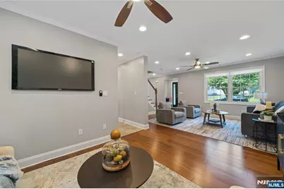 160 Harrington Road, Clifton, NJ 07012 - Photo 8