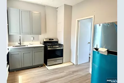 6303 Broadway 6 #6, West New York, NJ 07093 - Photo 1