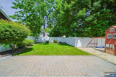 17 E Fairmount Avenue, Maywood, NJ 07607 - Photo 36