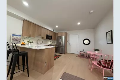 627 Valley Road C #C, Montclair, NJ 07043 - Photo 6
