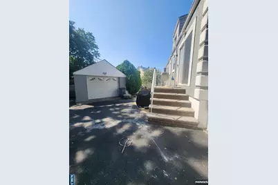 657 Broad Street, Clifton, NJ 07013 - Photo 16