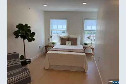 627 Valley Road F #F, Montclair, NJ 07043 - Photo 8