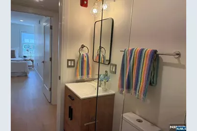 627 Valley Road F #F, Montclair, NJ 07043 - Photo 6