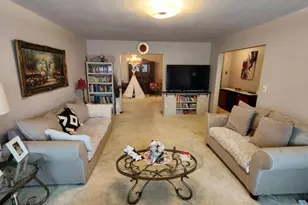 33 Livingston Ave, Lyndhurst Township, NJ 07071 - Photo 4