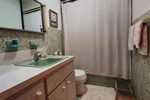 33 Livingston Ave, Lyndhurst Township, NJ 07071 - Photo 14