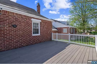170 Clinton Avenue, New Milford, NJ 07646 - Photo 20