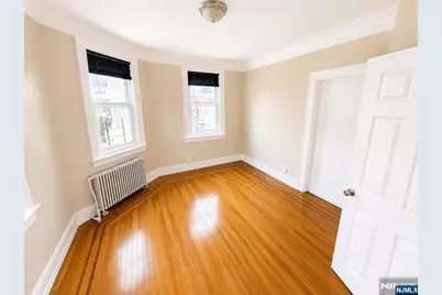 246 Walker Street 3 #3, Cliffside Park, NJ 07010 - Photo 4