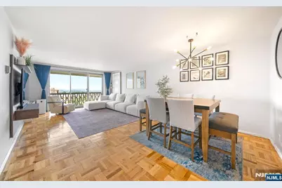 2100 Linwood 17C #17C, Fort Lee, NJ 07024 - Photo 6