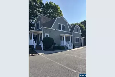 46 Prospect Street, Midland Park, NJ 07432 - Photo 2