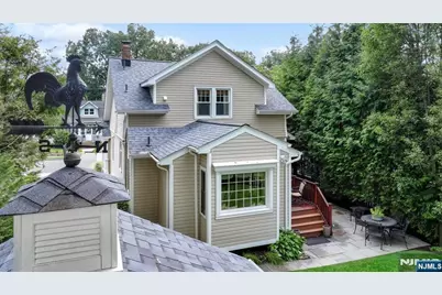 80 Large Avenue, Hillsdale, NJ 07642 - Photo 24